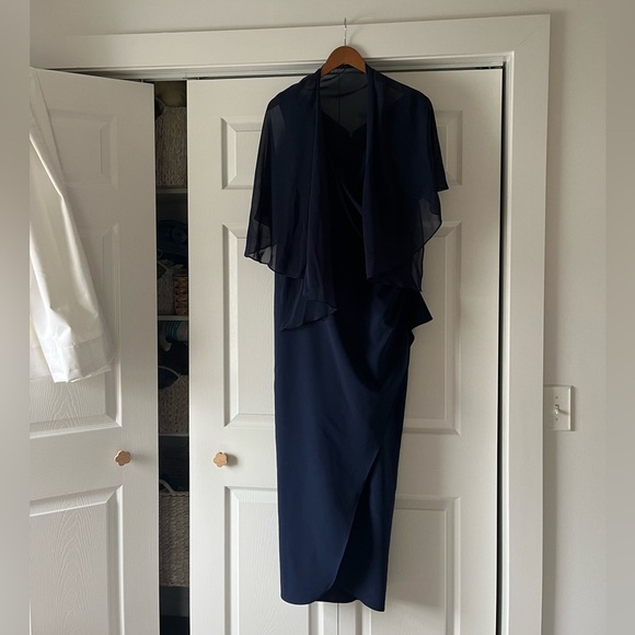 SLNY Dark Blue Navy Gown Size 16 - Picture 2 of 7